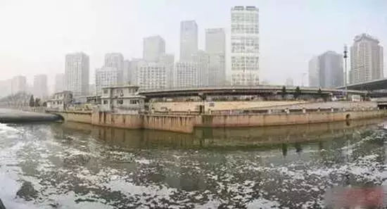 看看您家用的水管,是不銹鋼水管太貴,還是家人的健康不值得投資? 看看您家用的水管,是不銹鋼水管太貴,還是家人的健康不值得投資?